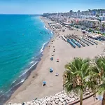 شقة In La Carihuela Near The *